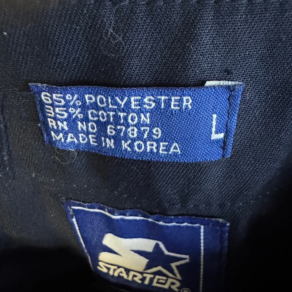 Starter Men’s Large UNC pinstriped button down jersey. Pre-owned - Picture 4 of 5